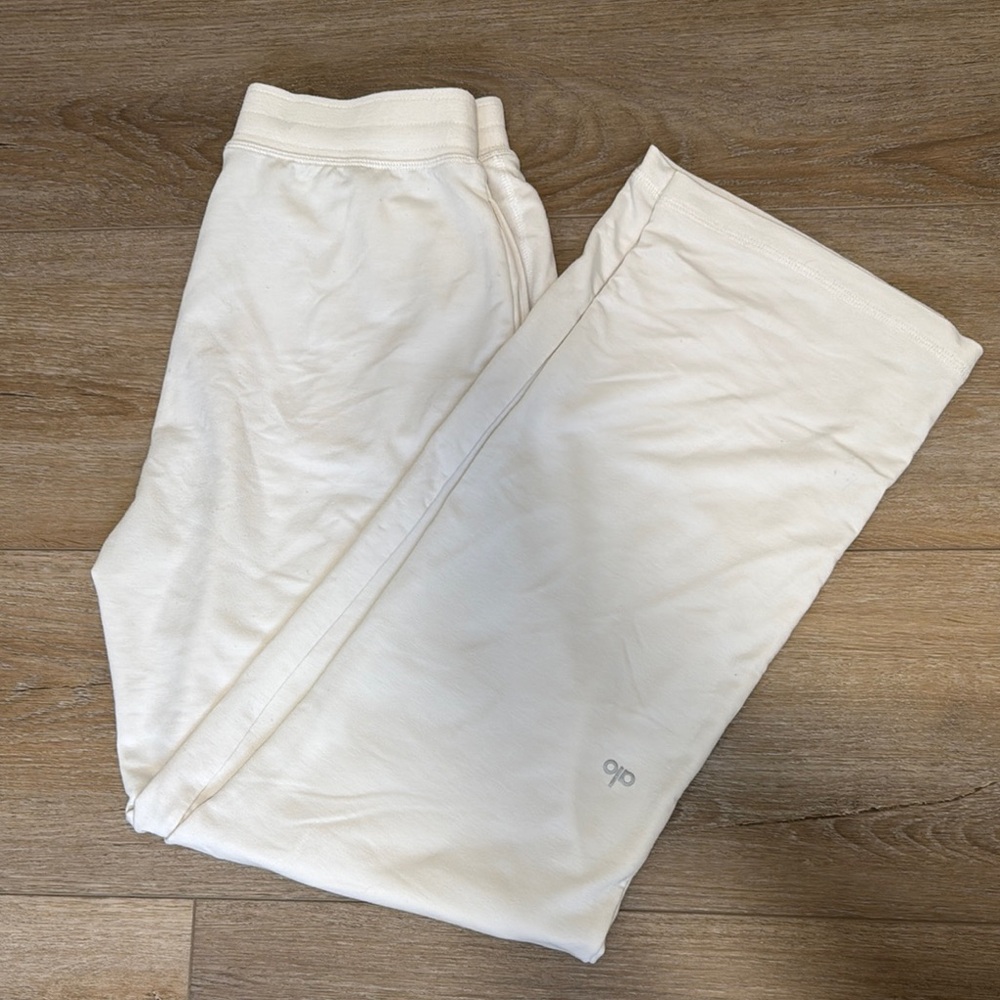 ALO straight leg sweats